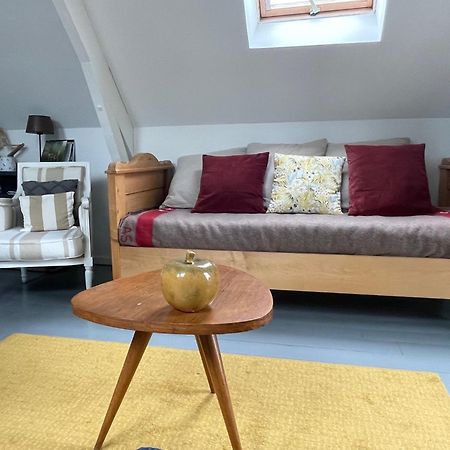 O Grenier De L'Artiste Apartment Bazenville Luaran gambar